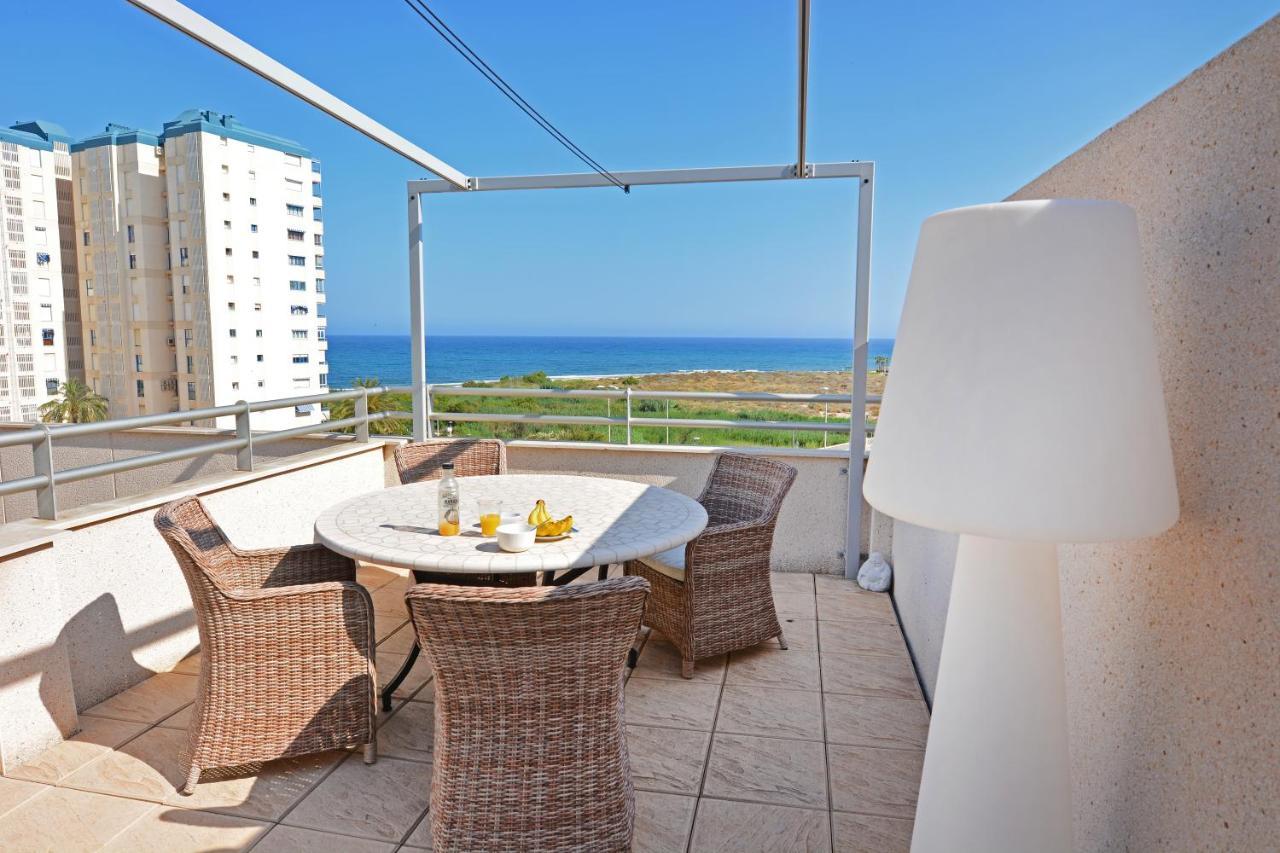 Luxury Beachfront Penthouse By Nras Apartamento *